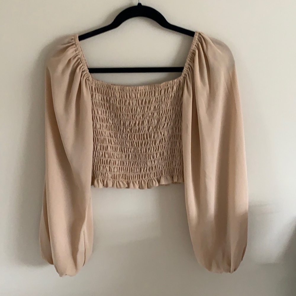 Puff sleeve crop top